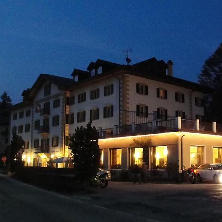 Hotel Du Lac Parc & Residence Lavarone Zewnętrze zdjęcie