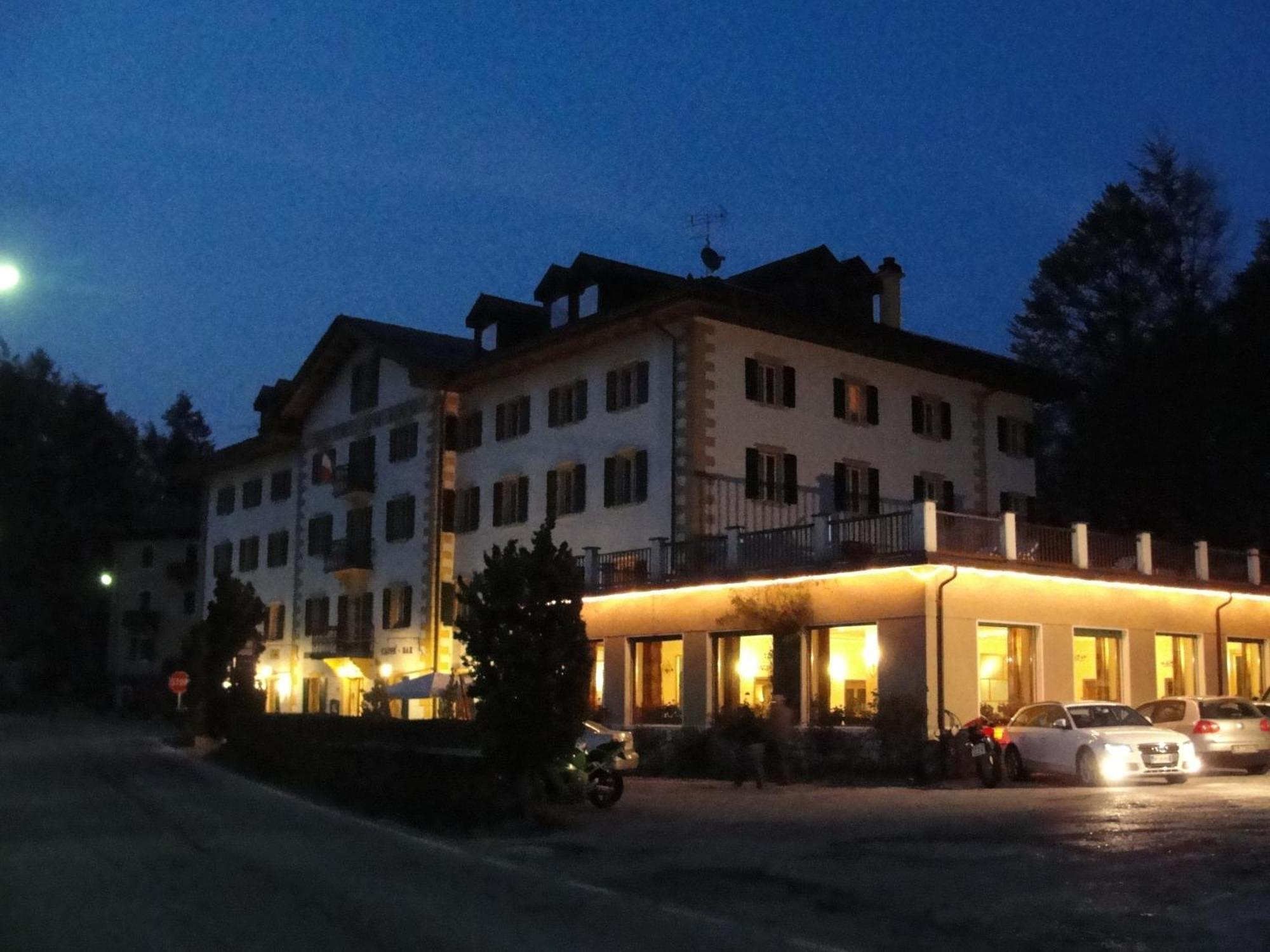 Hotel Du Lac Parc & Residence Lavarone Zewnętrze zdjęcie